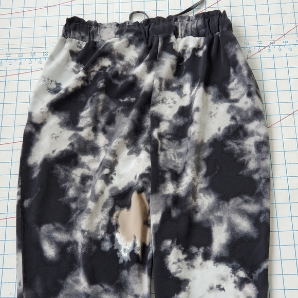 One By Chapter One Joggers Pants Women's Size Medium 28-36x26 Tie Dye Workout - Picture 7 of 9